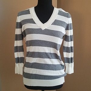 Ann Taylor Loft sz S light sweater